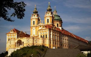 800px-stift_melk_001_2004