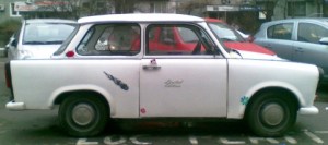 Un Trabant ferchezuit. Foto: Călin Hera