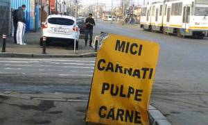 Vedere din Bucureşto. poftiţi la masă în apropiere de staţia RATB "CFR Progresul". Foto cu telefonul: Călin Hera