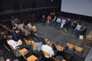 Imagine de la o dezbatere despre producție și coproducție. Foto: 
