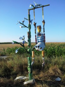 Om din peturi (Petman) dându-se huța undeva între Silistra și Dobrici. Foto cu telefonul: Călin Hera