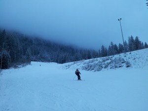 Vedere din Bușteni, pârtia Kalinderu. Foto cu telefonul: Călin Hera