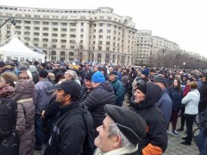 Oameni la mitingul Antenelor. Foto: Călin Hera