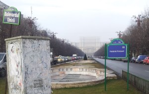 Vedere din București. Palatul Parlamentului văzut de la Fântâni. Foto: Călin Hera